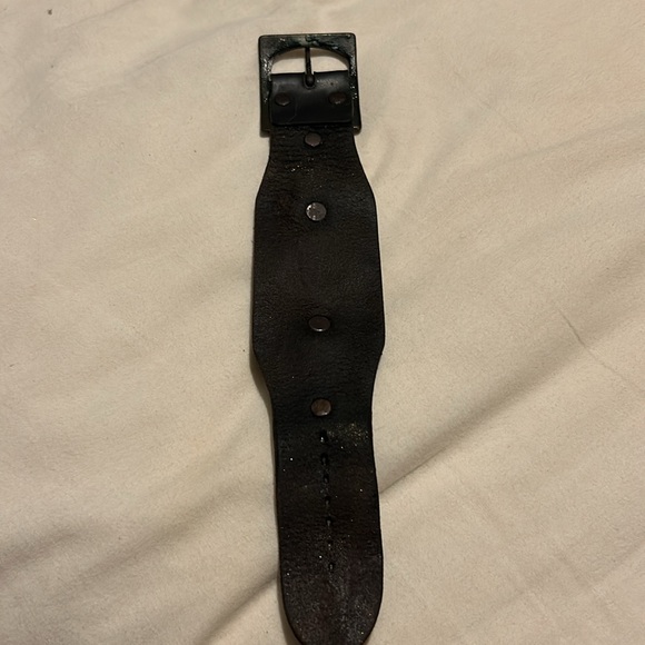 Watch - Picture 4 of 5